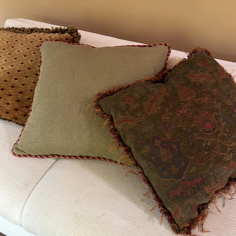 Oversized Tapestry Accent Pillow - Picture 9 of 10